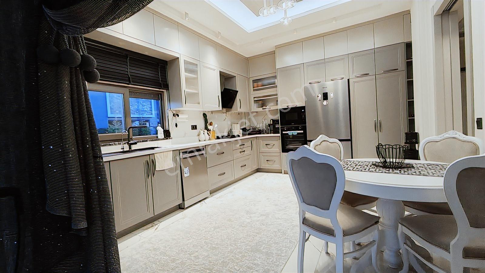 Aka Emlaktan Harmancıkta Site İçi 5+1 Villa - Görsel 3