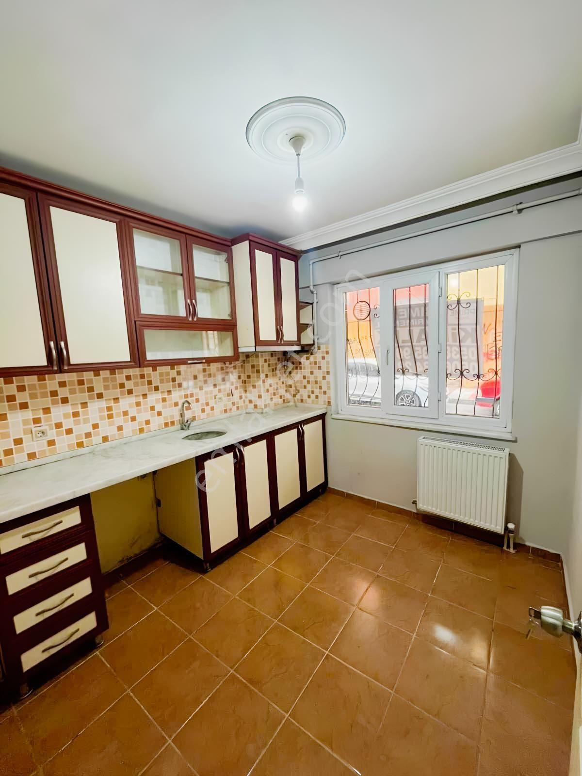 Şehitler Mahallesinde 2+1 Kapalı Mutfak Kiralık - Görsel 4