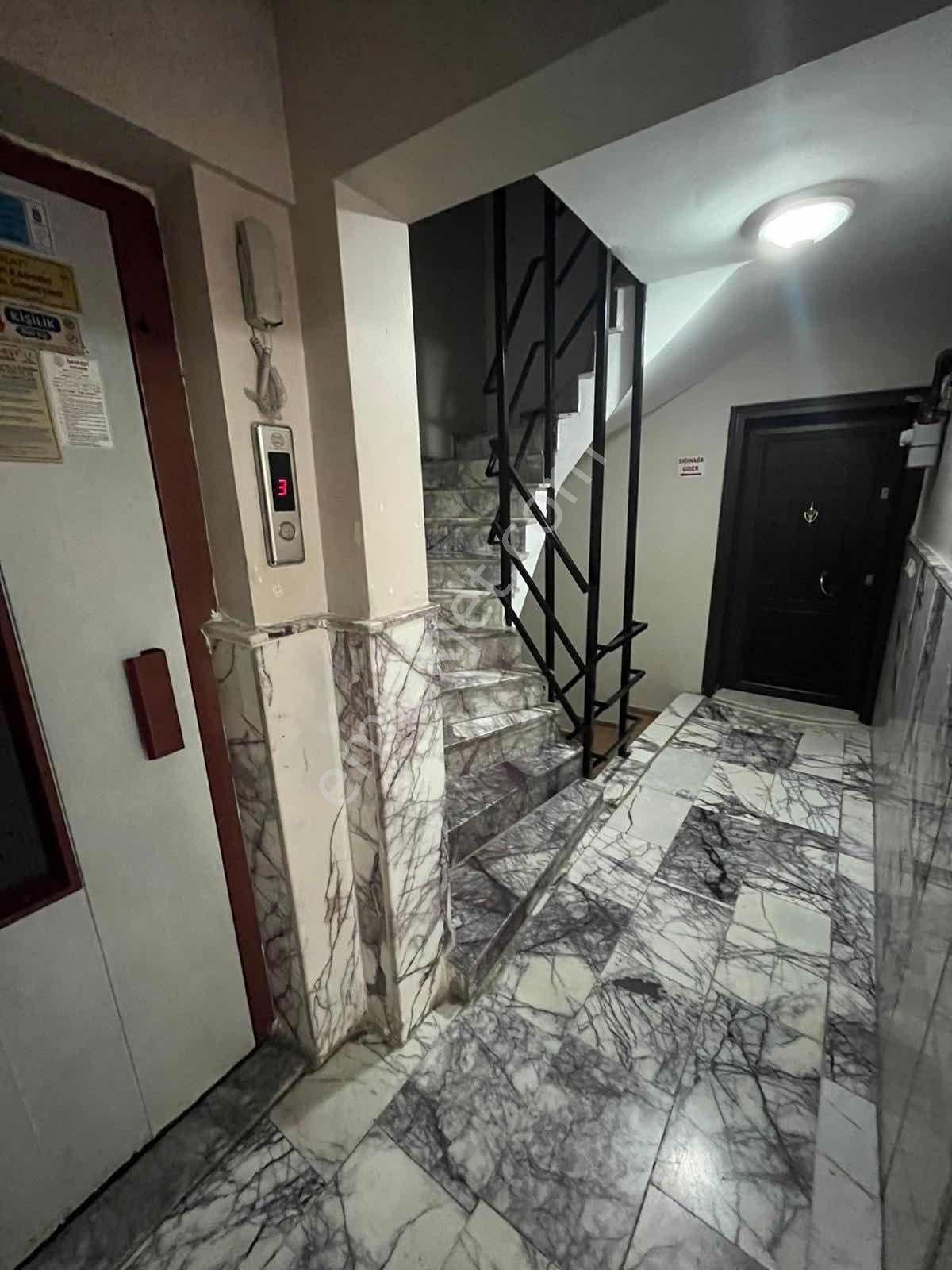 Şehitler Mahallesinde 2+1 Kapalı Mutfak Kiralık - Görsel 9