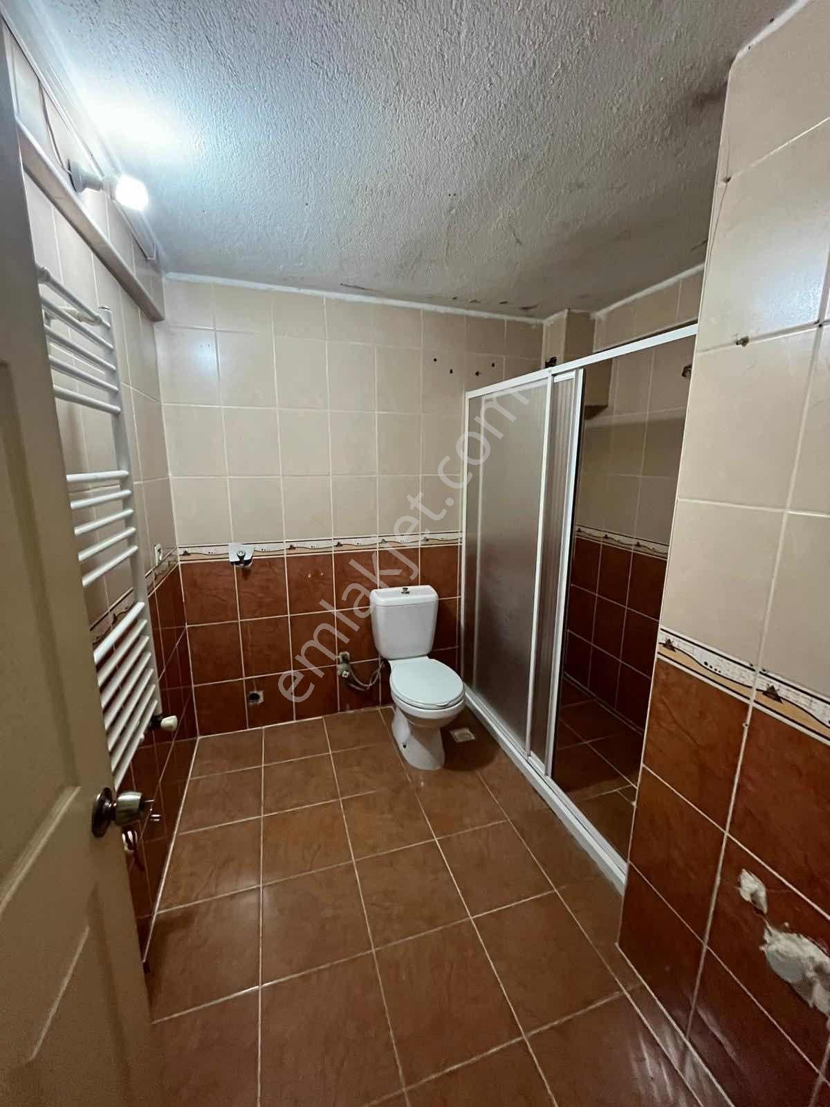 Şehitler Mahallesinde 2+1 Kapalı Mutfak Kiralık - Görsel 24