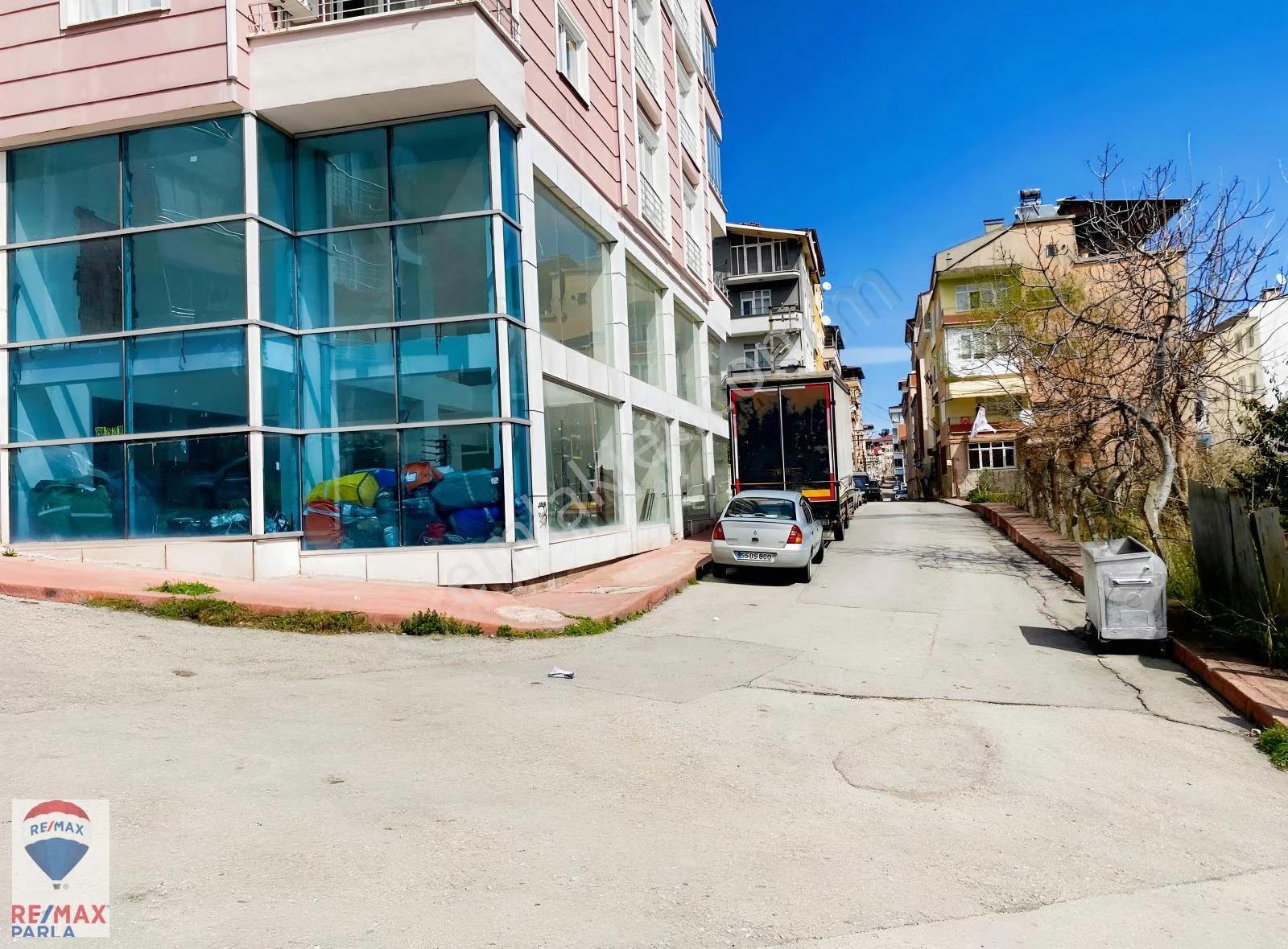 2. Bulvar Yolu Üst Sokağında Sıfır Köşe Fırsat İşyeri - Görsel 10