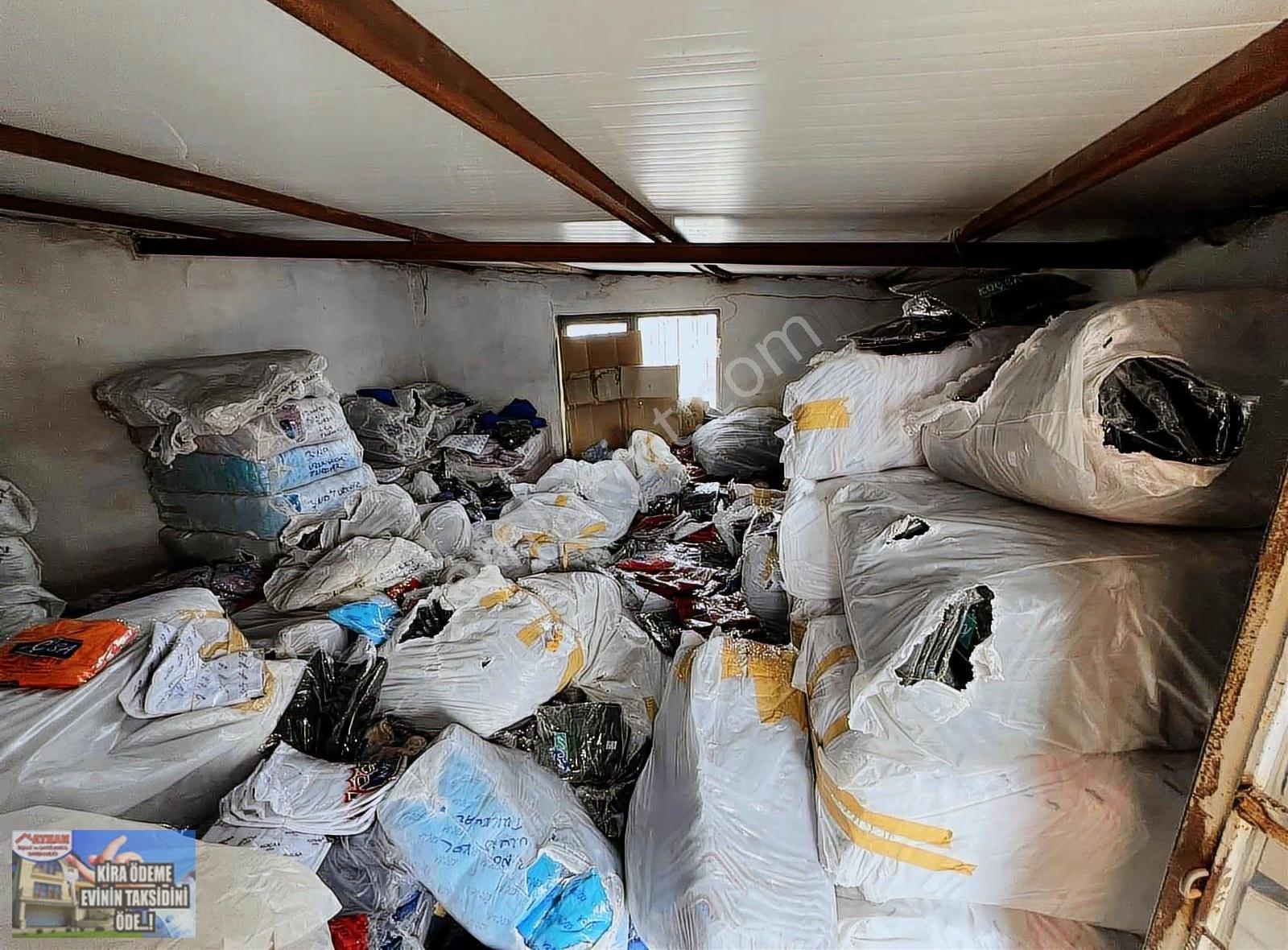 Eminönün'de Gümüşhan'da Acil Satılık 12 Adet Dükkan - Görsel 17