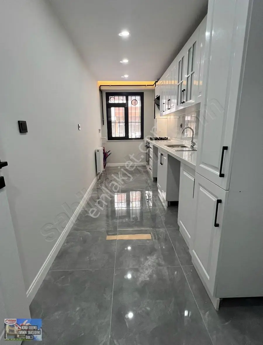 Küçükköy Meydan'da Özel Yapım Lüx 85m2 2+1 Daire... - Görsel 4