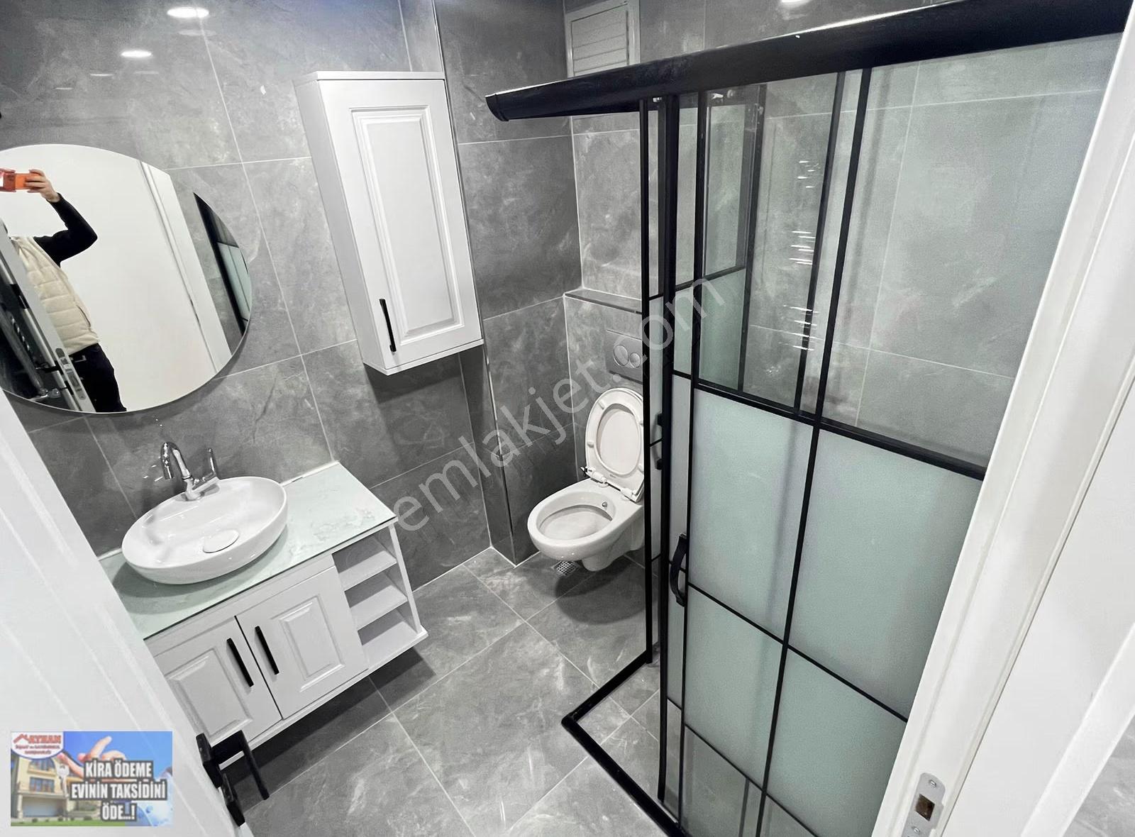 Küçükköy Meydan'da Özel Yapım Lüx 85m2 2+1 Daire... - Görsel 25