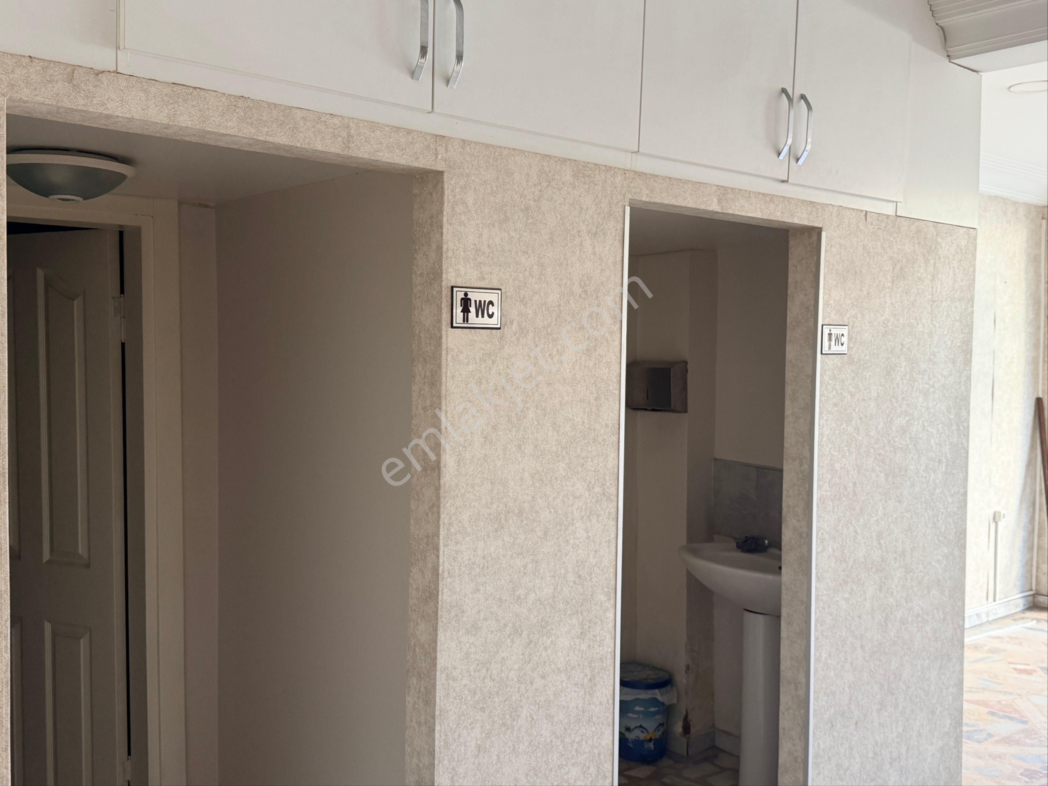 Ataşehir Girne Caddesi’nde Metroya 50m, 8m Cepheli, Ön Kullanımlı Kiralık Dükkan - Görsel 13