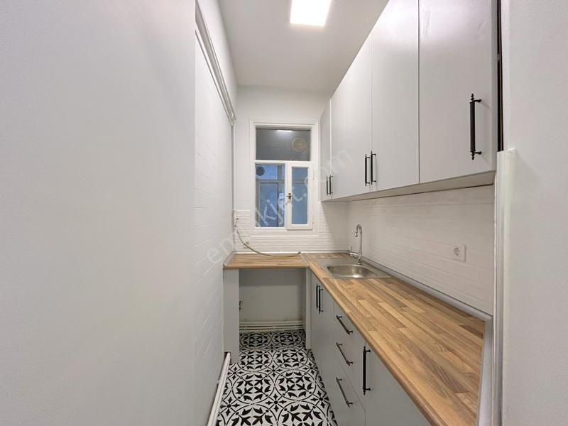 Tülay Özkök'ten Toplu Ulaşıma Yakın Arakat 1+1 Kiralık Daire - Görsel 6