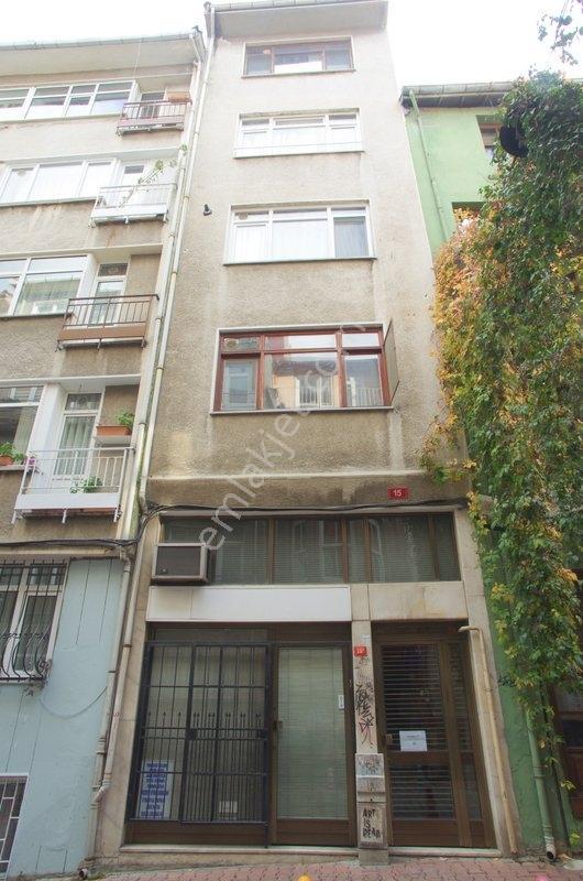 Tülay Özkök'ten Toplu Ulaşıma Yakın Arakat 1+1 Kiralık Daire - Görsel 33