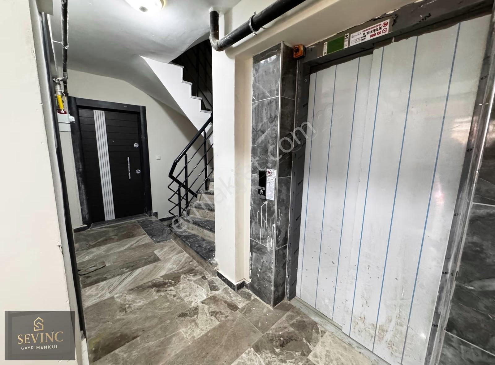 Sevinç'ten Şehrin Merkezinde Çarşıda 1+1 Eşyalı Kiralık Daire - Görsel 35