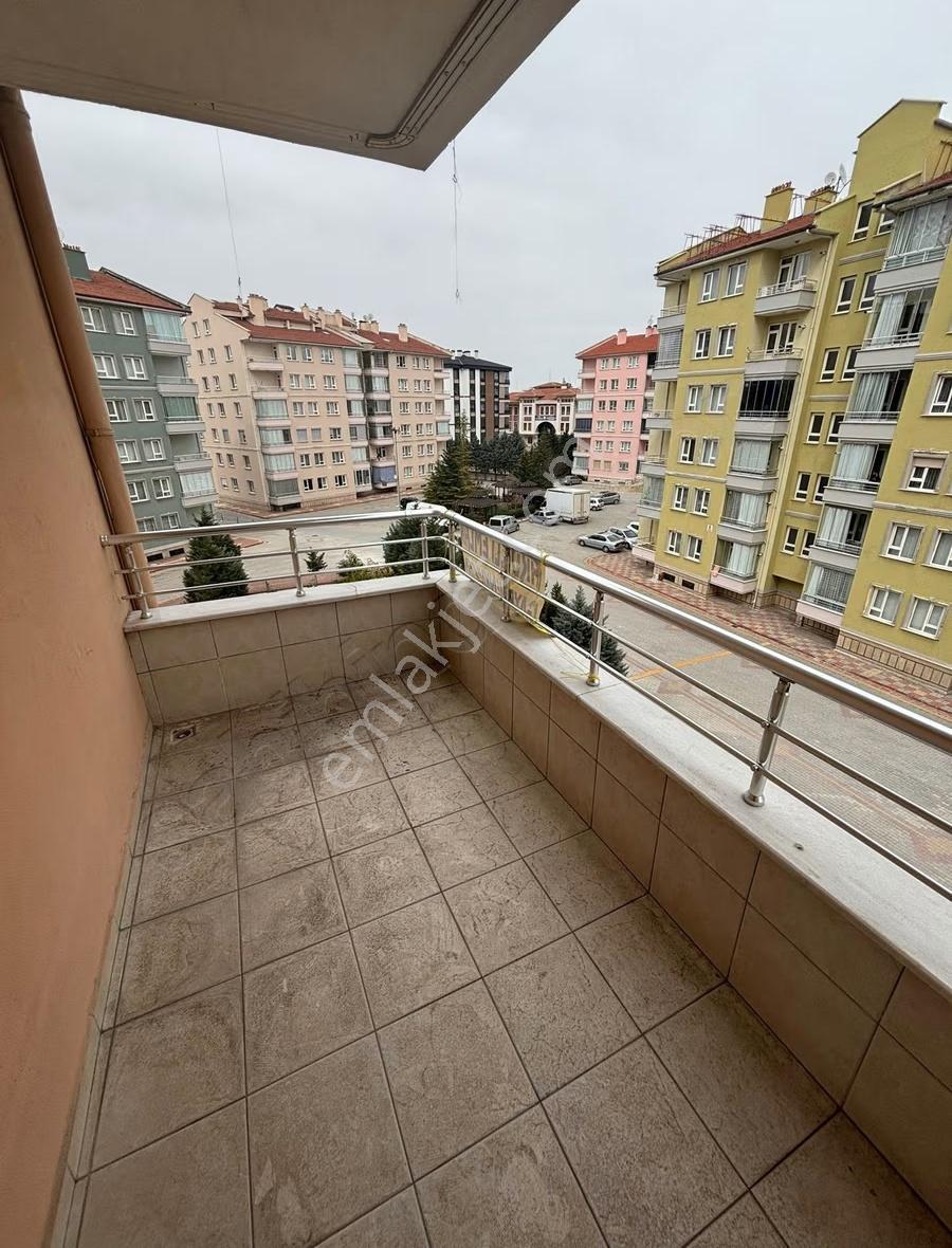 Sedirler Caddesi Yakınında Satılık 3+1 Daire - Görsel 6