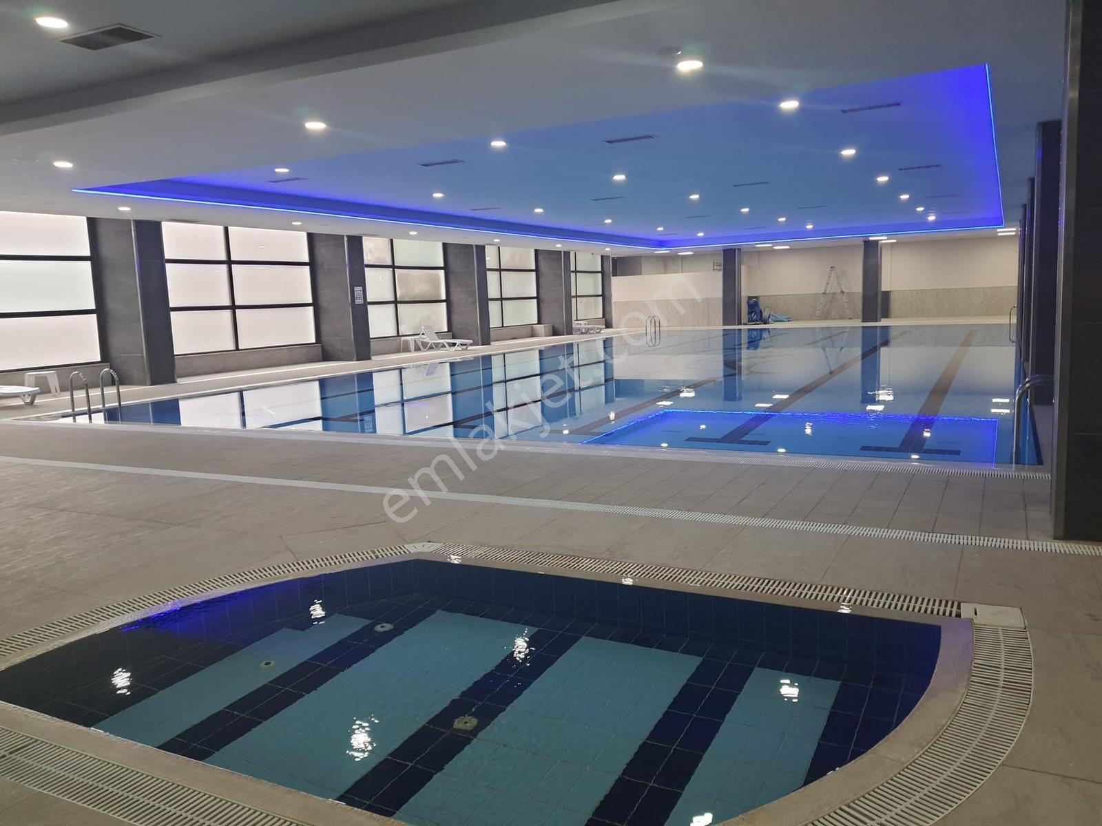Halkalı Laleşehir Konaklarında 6+1 Bahçe Dubleks Kiralık Daire - Görsel 22