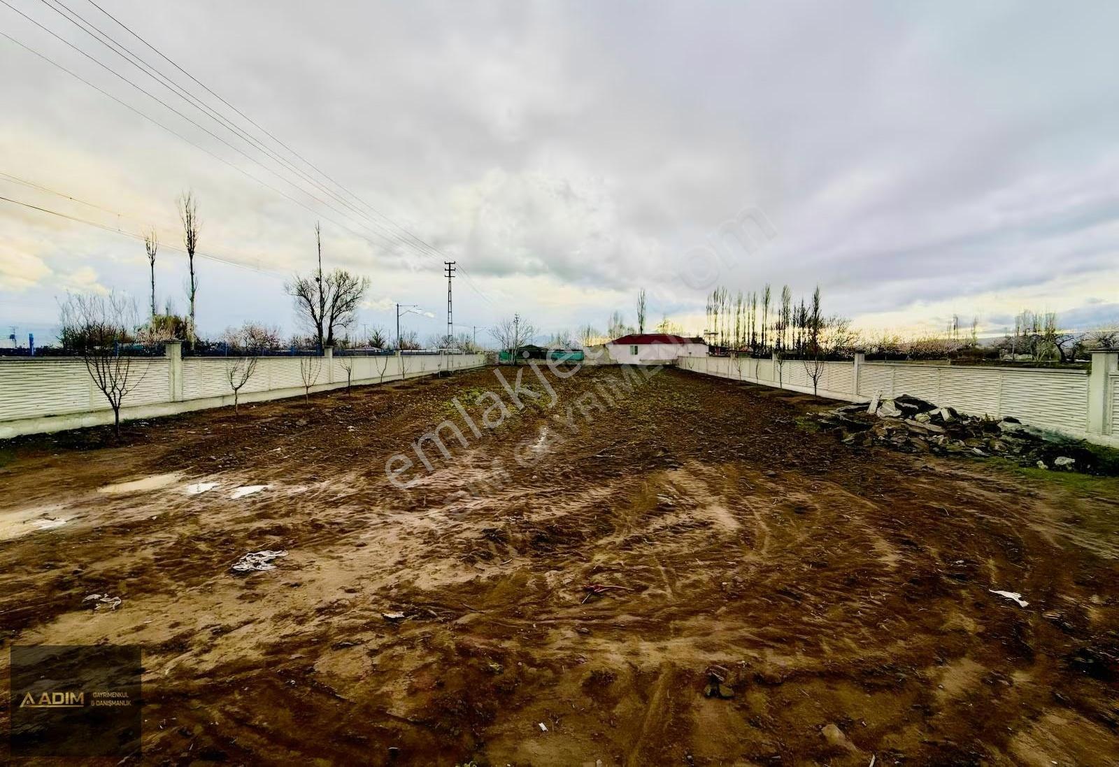 Cırgalan Mah.1400m2 Mükemmel Konumda Bahçe - Görsel 2