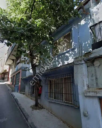 Yeşilyayla Mahallesinde Caddeye 50 Metre 2 Katlı Müstakil Ev