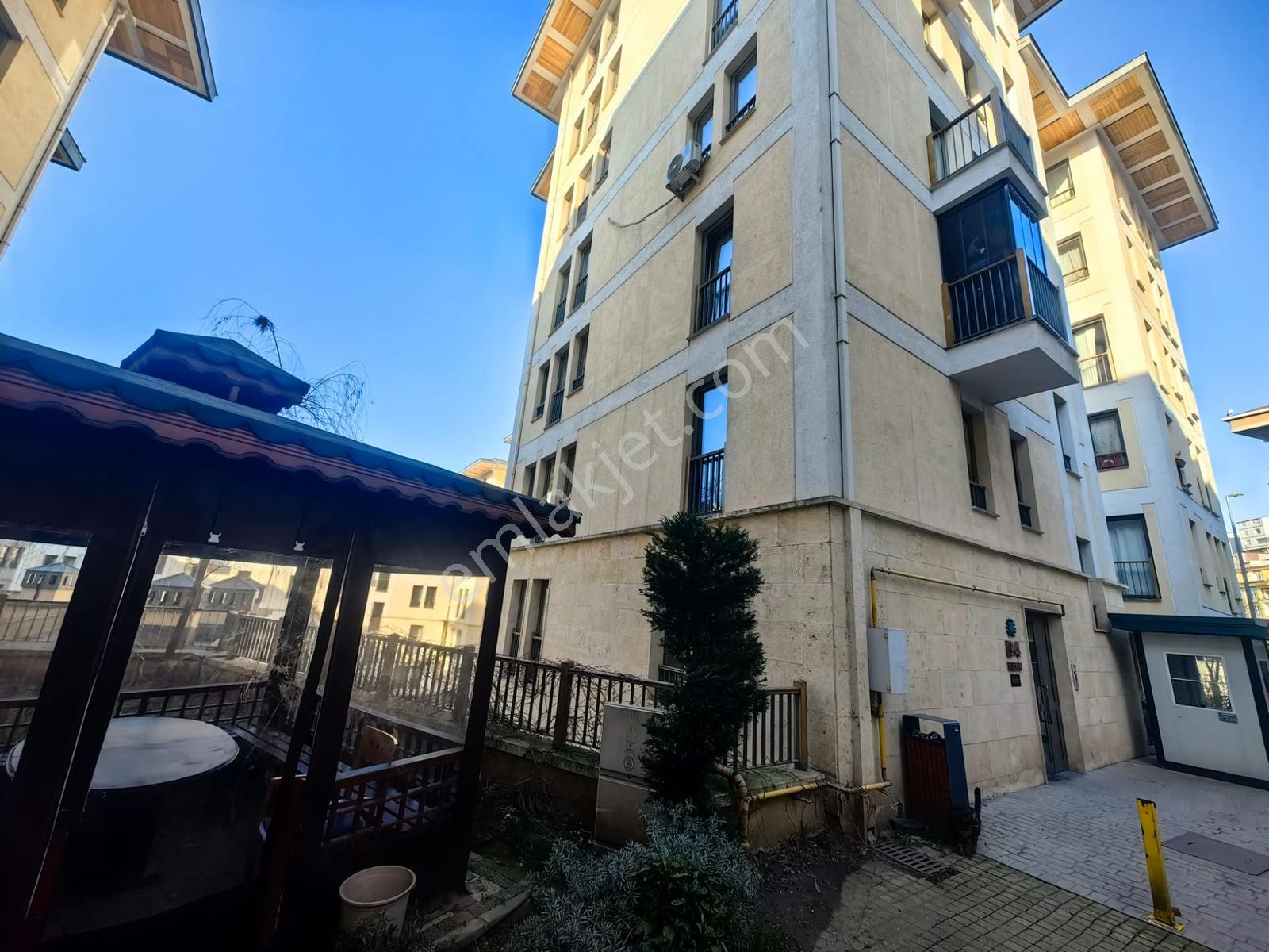 Beyoğlu Sütlücede Kapalı Otoparklı Ferah 2+1 Daire !!!! - Görsel 24