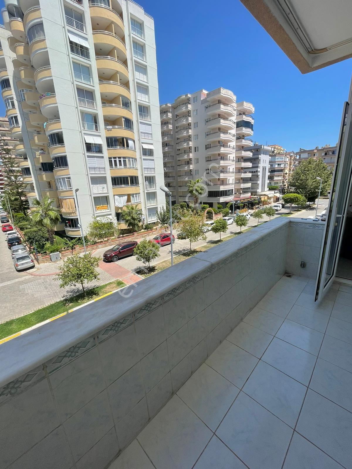 Alanya Mahmutlarda Denize 150 Metre 3+1 Eşyalı Daire - Görsel 27