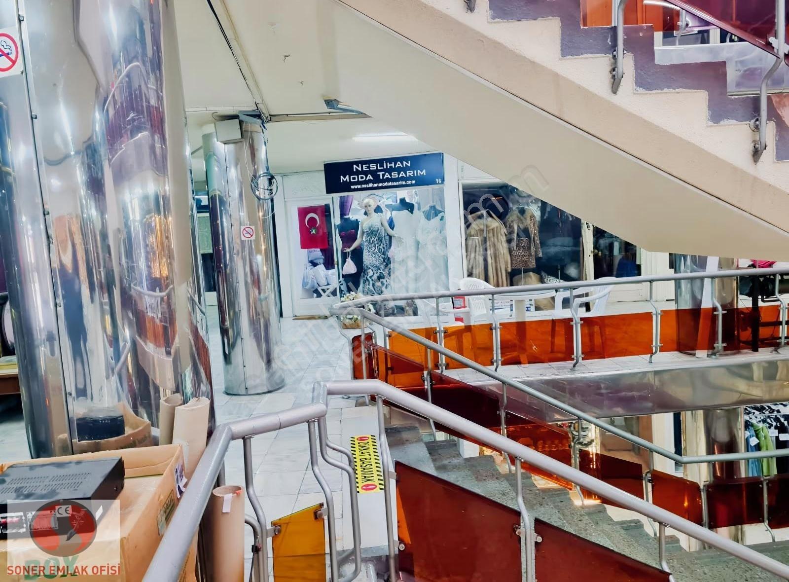 Kadıköy Altıyolda Efes İş Merkezinde Dükkan - Görsel 8