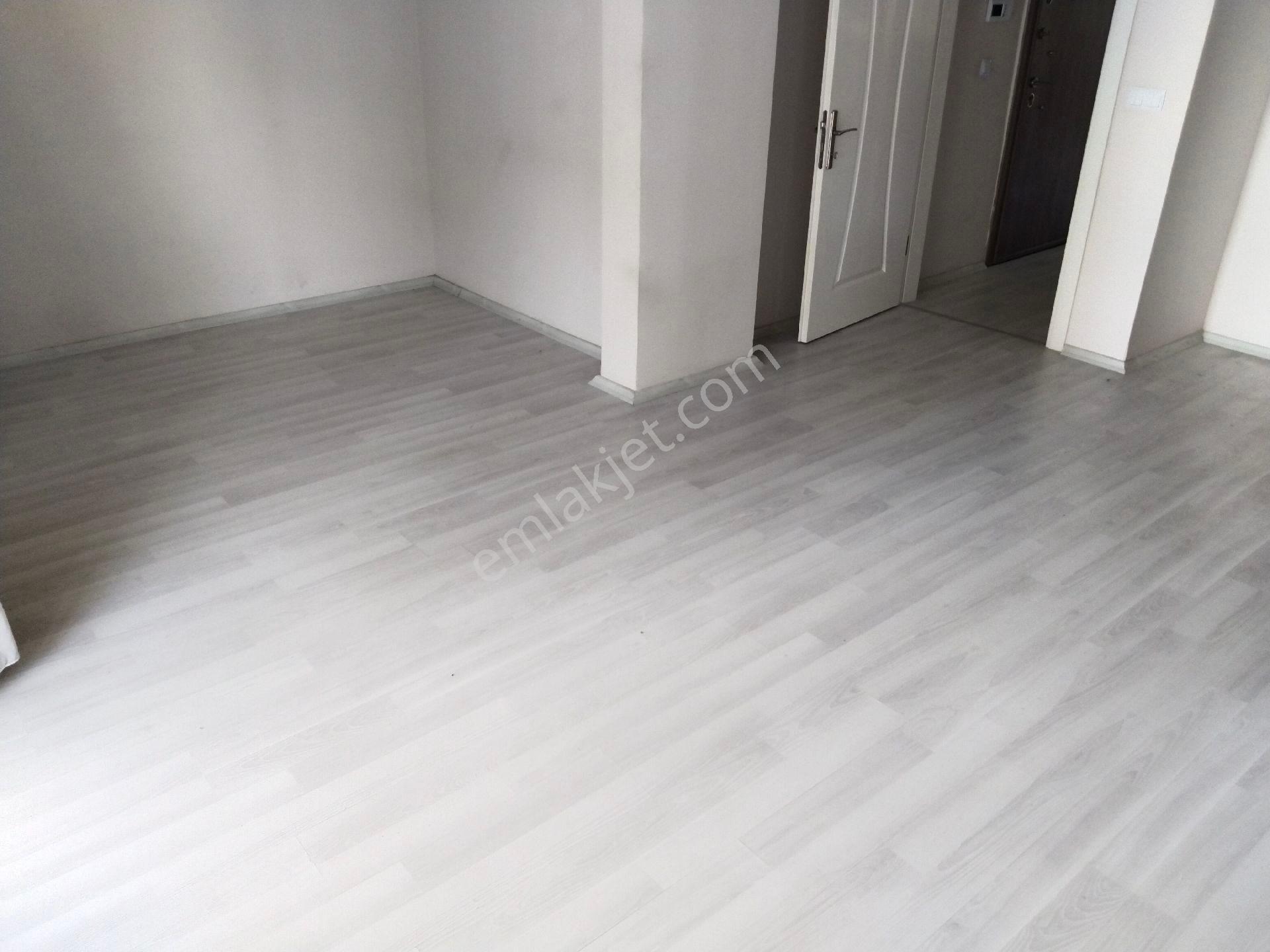 Bergama Zafer Mah Doğalgazlı Ön Cephe Ara 2.kat 2+1 Kiralık Daire - Görsel 11