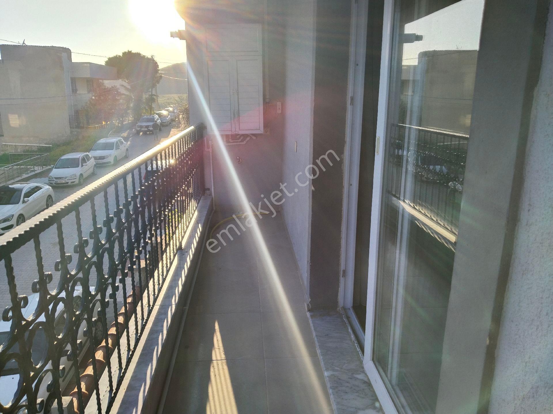 Bergama Zafer Mah Doğalgazlı Ön Cephe Ara 2.kat 2+1 Kiralık Daire - Görsel 16