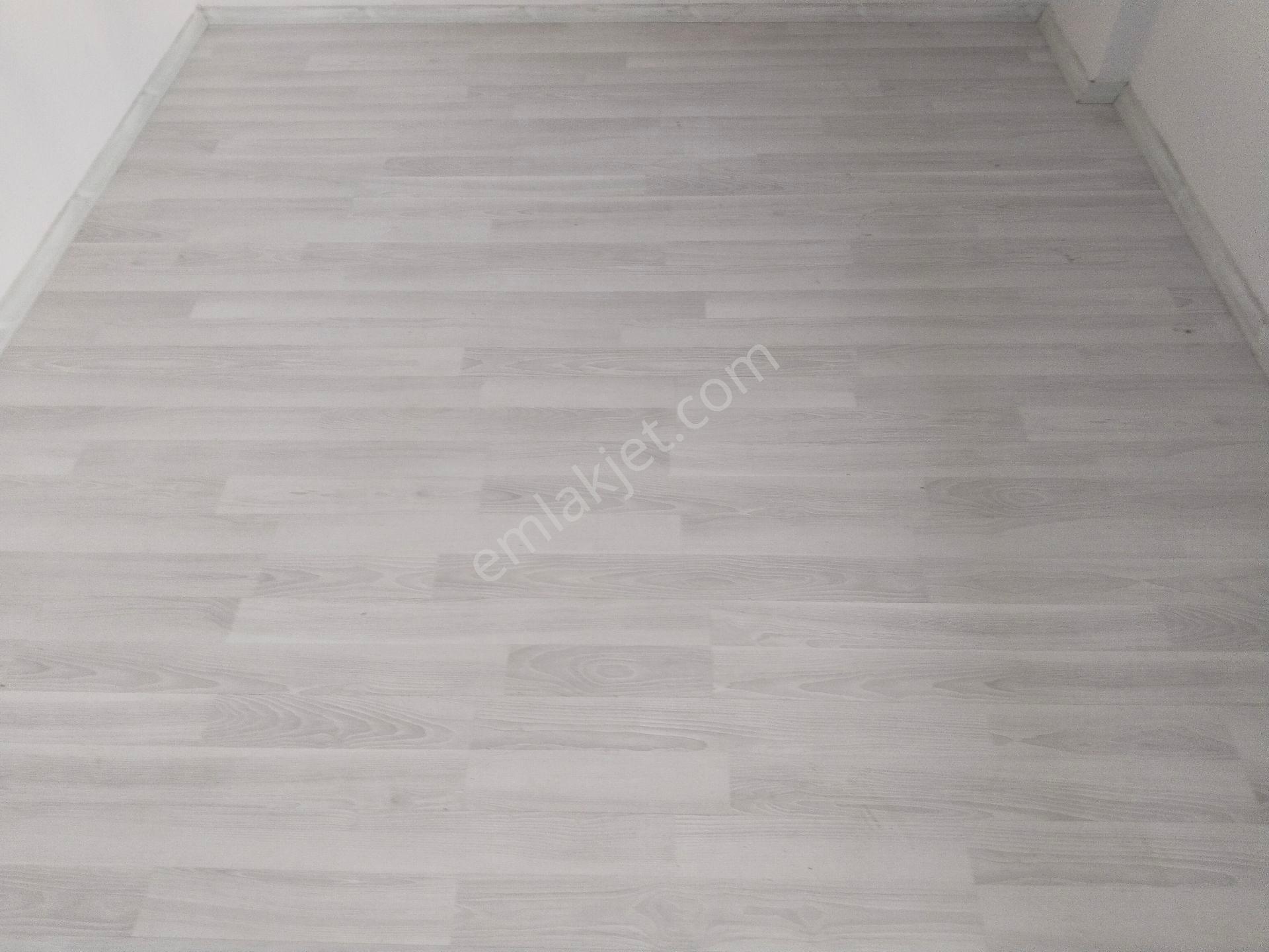 Bergama Zafer Mah Doğalgazlı Ön Cephe Ara 2.kat 2+1 Kiralık Daire - Görsel 29