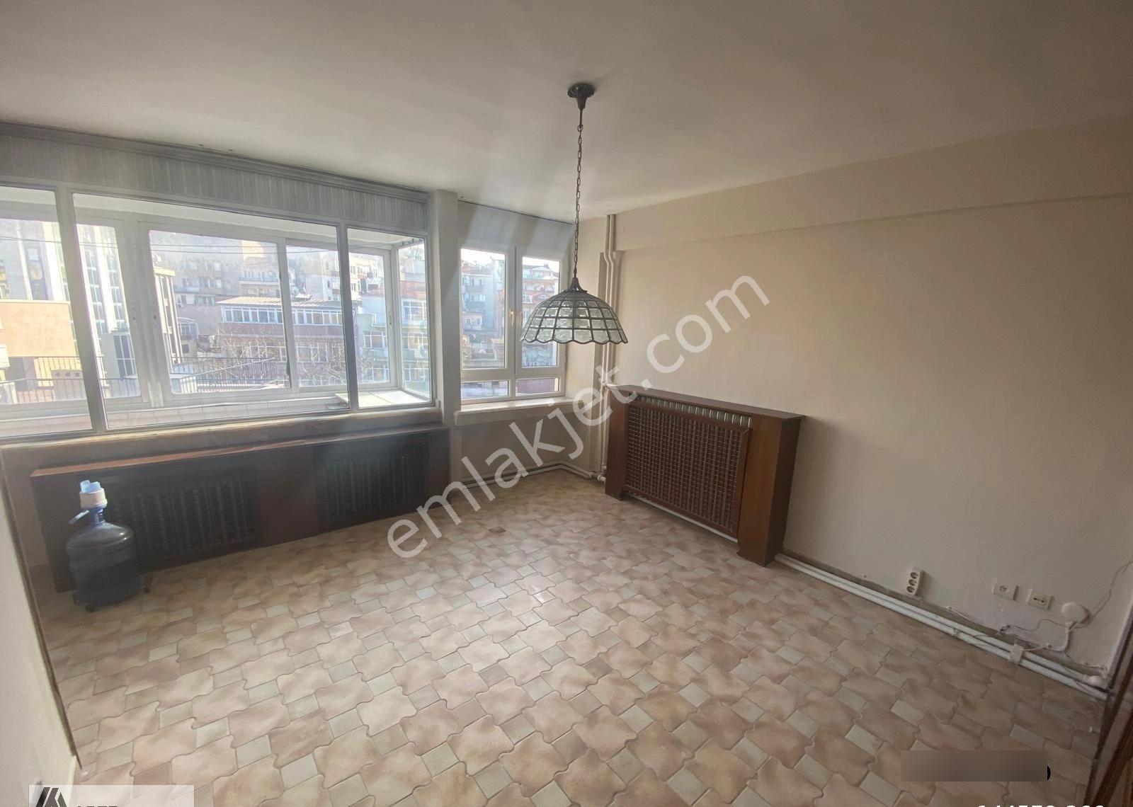 Muhteşem Deniz Manzaralı 3+1 Dublex 250 M2 Kiralık Daire - Görsel 27