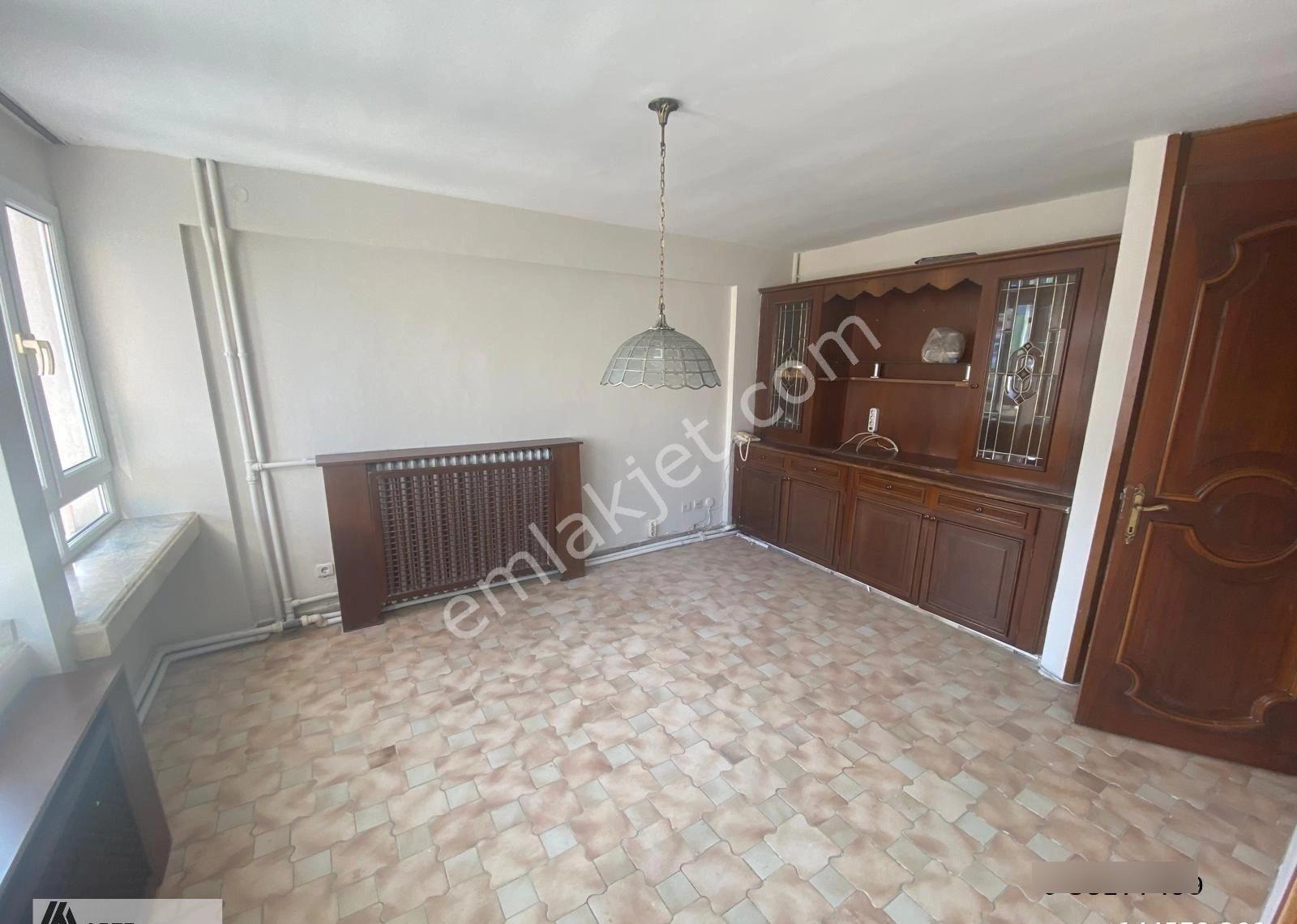 Muhteşem Deniz Manzaralı 3+1 Dublex 250 M2 Kiralık Daire - Görsel 10