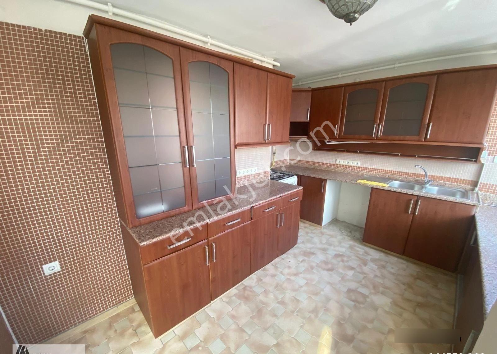 Muhteşem Deniz Manzaralı 3+1 Dublex 250 M2 Kiralık Daire - Görsel 11