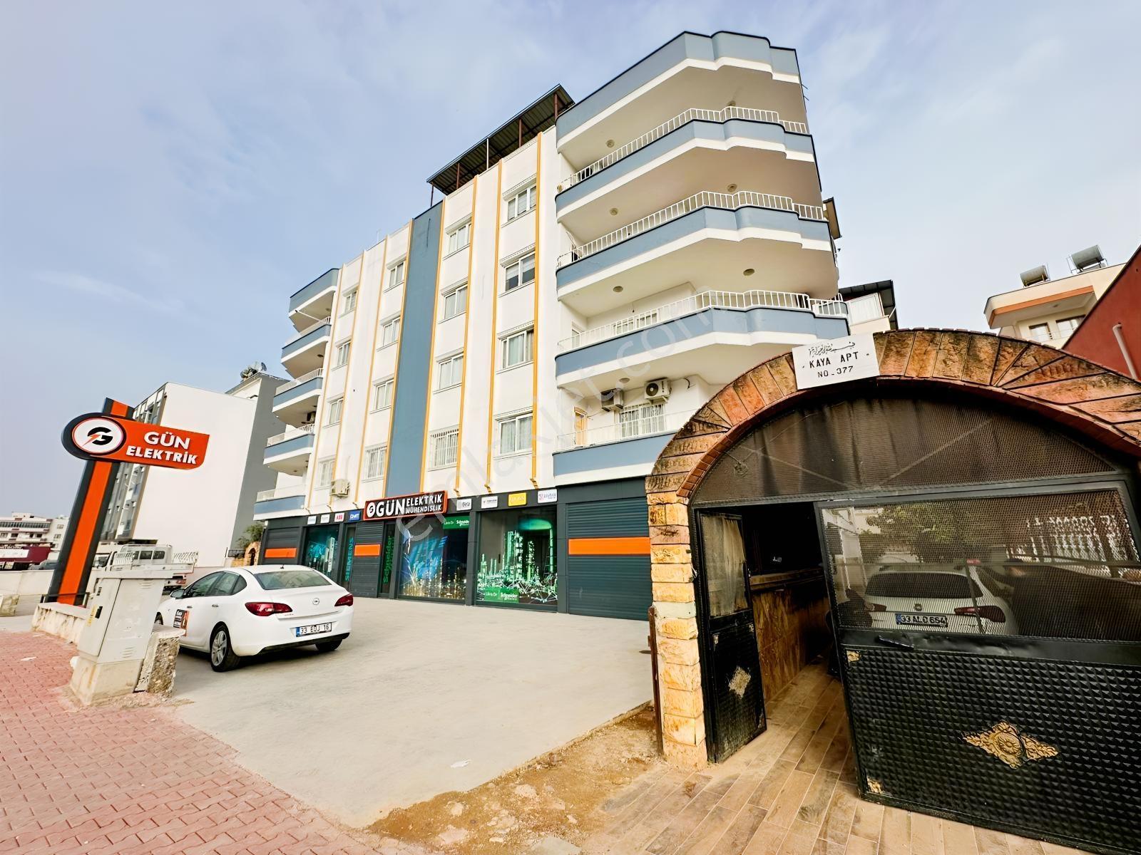 Aktif'ten Zekiayan'da Cadde Üzeri Satılık Çok Geniş 4+1 Daire - Görsel 11