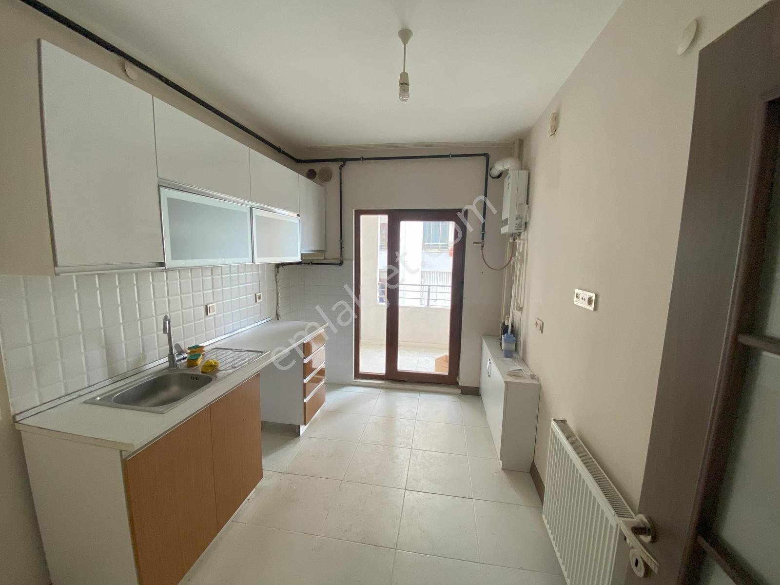 Kent Gayrimenkul'den Tire Toki'de Kiralık 2+1 Daire - Görsel 3