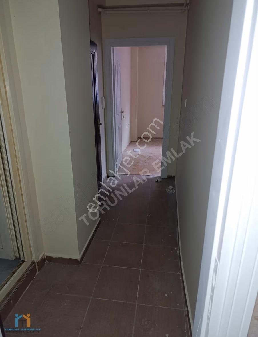 Güneşli'de Satılık Yatırımlık 1+0 Daire (yüksek Giriş, 55m²) - Görsel 4