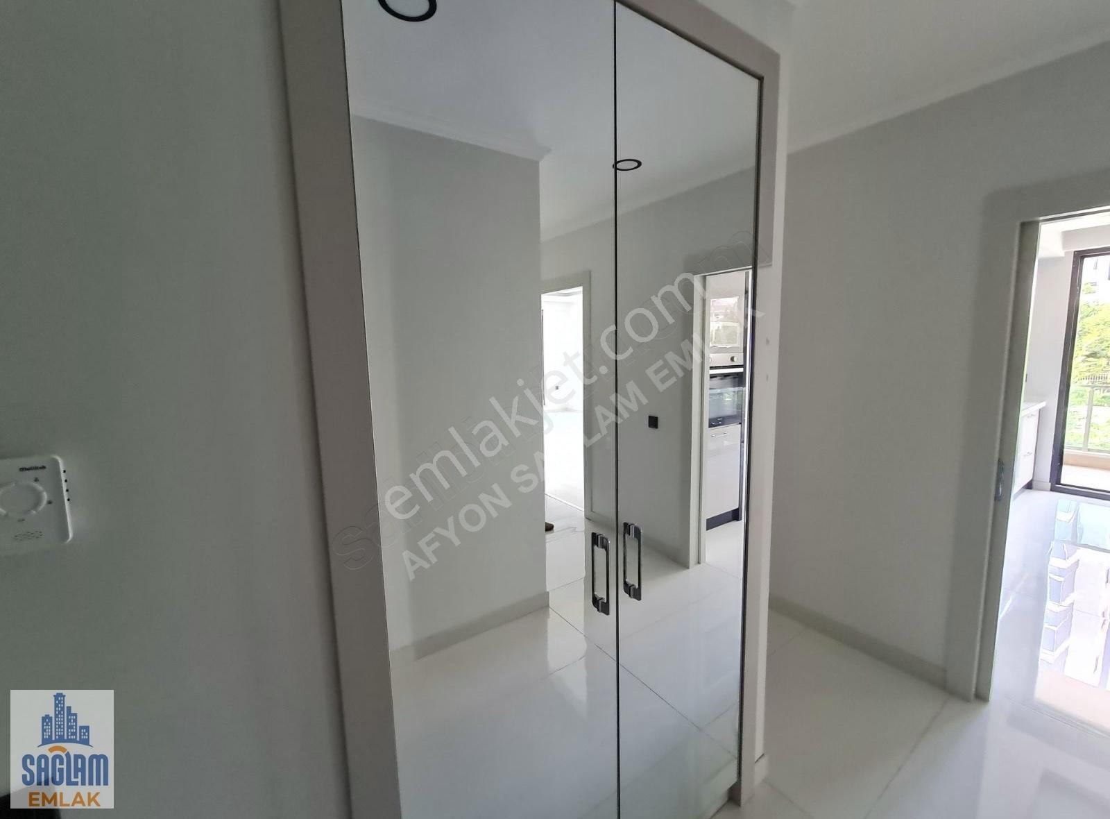 Sağlam Emlaktan Selçukluda Kiralık Lüks 2+1 Daire - Görsel 7