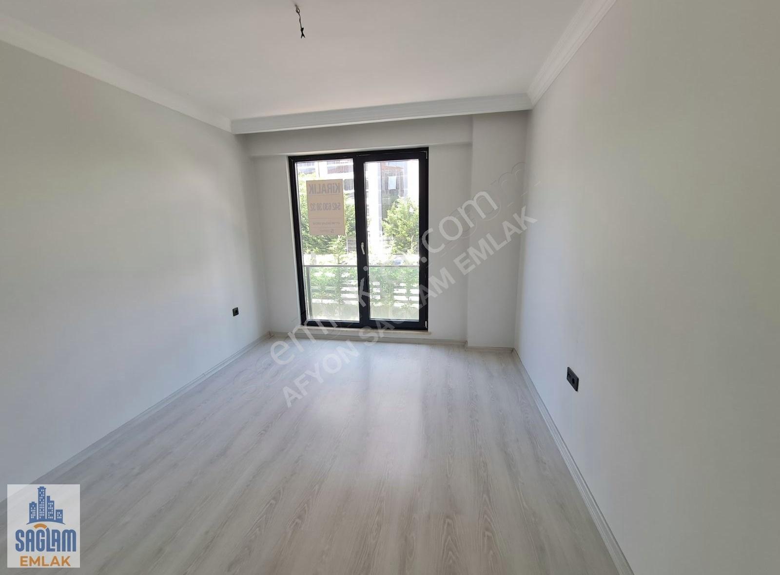 Sağlam Emlaktan Selçukluda Kiralık Lüks 2+1 Daire - Görsel 20