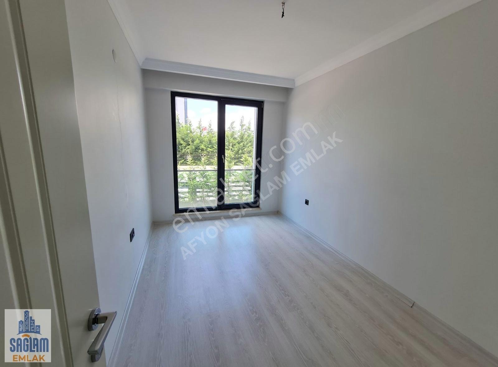 Sağlam Emlaktan Selçukluda Kiralık Lüks 2+1 Daire - Görsel 26