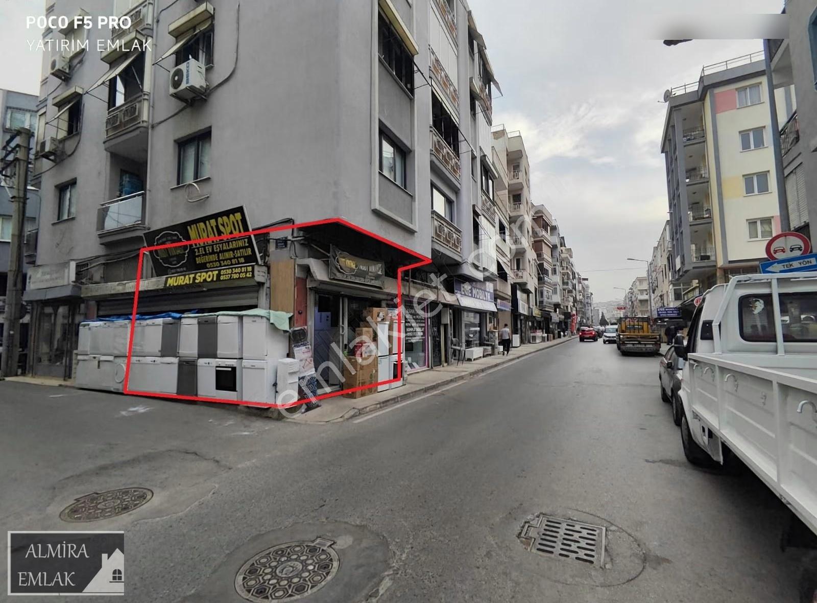 Bahçelievler De Köşe Hareketli Sokağında 25 M2 Satılık Dükkân