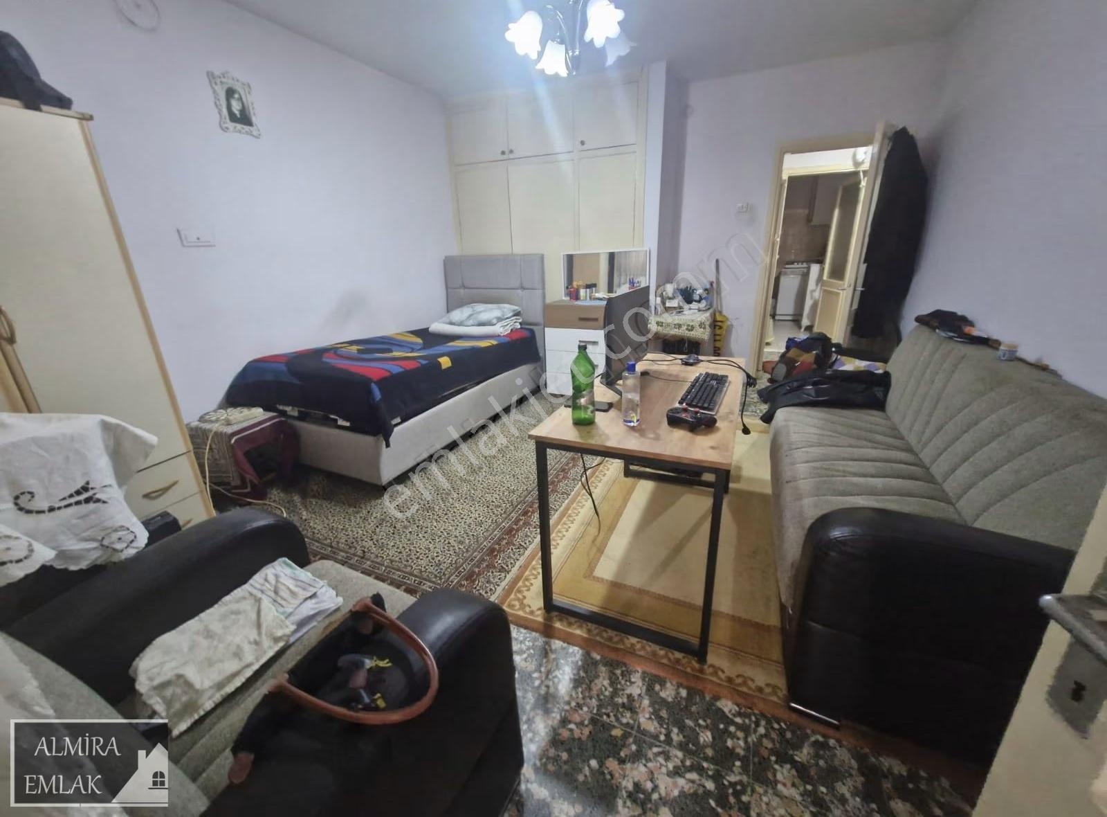 Betonyol Cadde Üzeri 2+1 Doğalgazlı Teraslı Metro Yakını Daire - Görsel 9