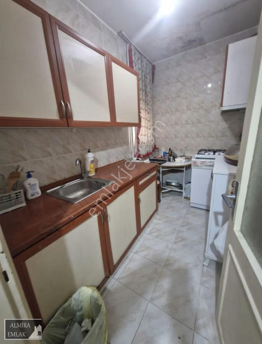 Betonyol Cadde Üzeri 2+1 Doğalgazlı Teraslı Metro Yakını Daire - Görsel 27