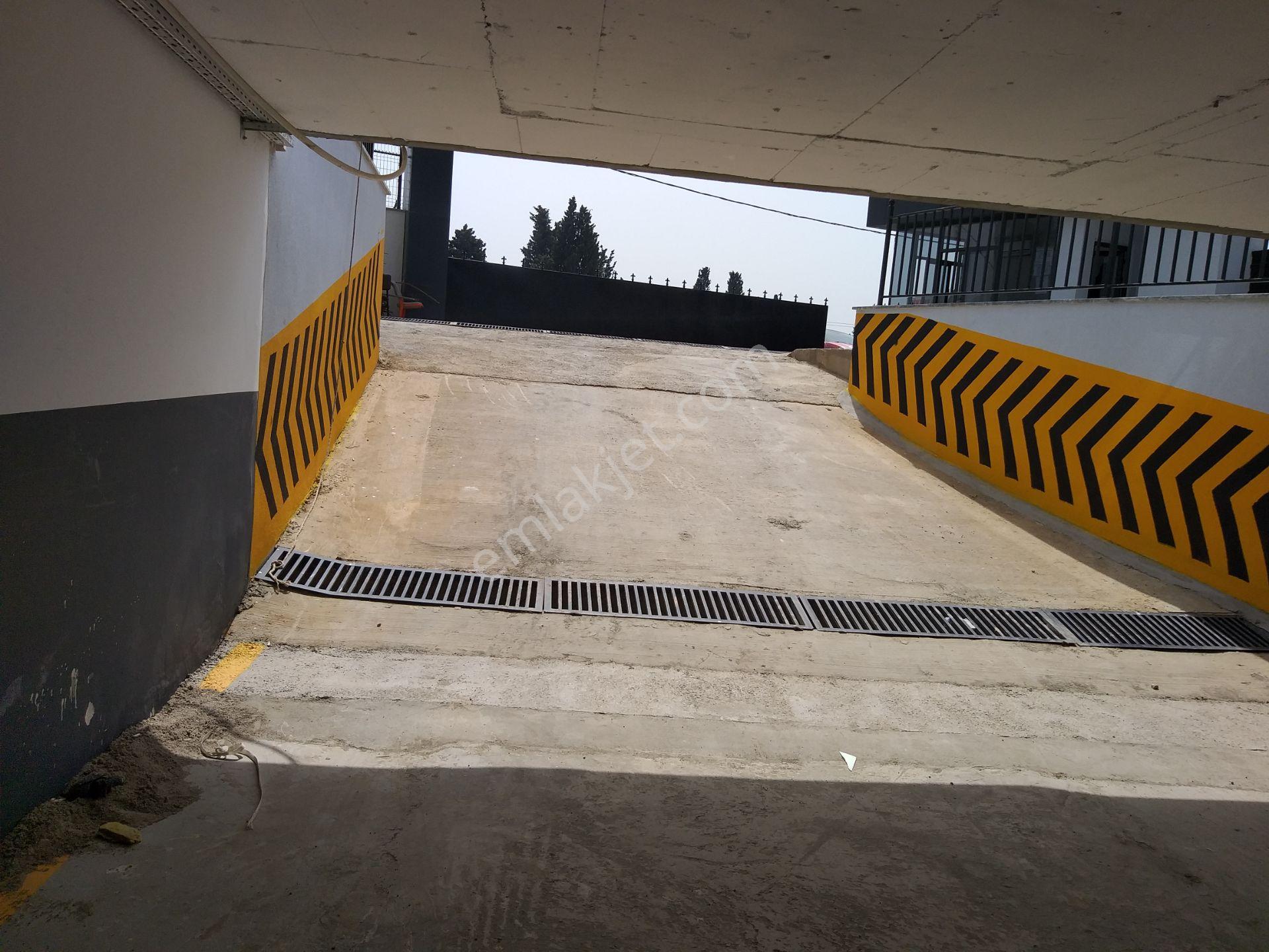 Pendik Portresahil Sitesinde Deniz Manzaralı Lüxs Daire - Görsel 14