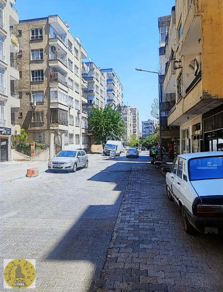 Realite Tapu Gayrımenkulden Dayalı Döşeli 1+1 Arakat Daire