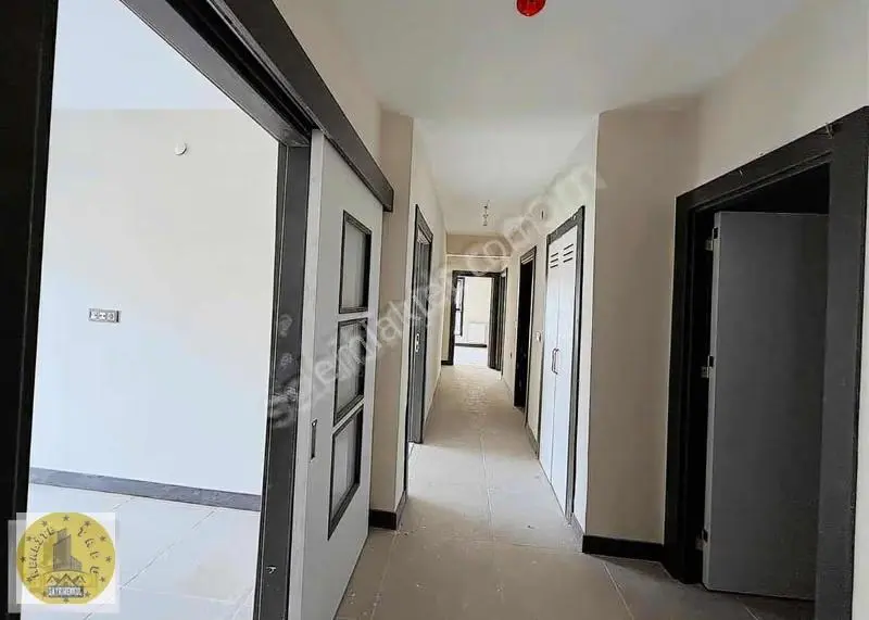 Realite Gayrimenkulden Şanlıurfa Eyübiye Tokide Kiralık Daire - Görsel 3