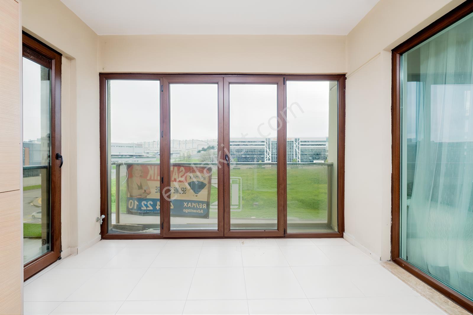 Remax Advantage 'den 23 Nisanda Satılık 1+1 Daire - Görsel 32
