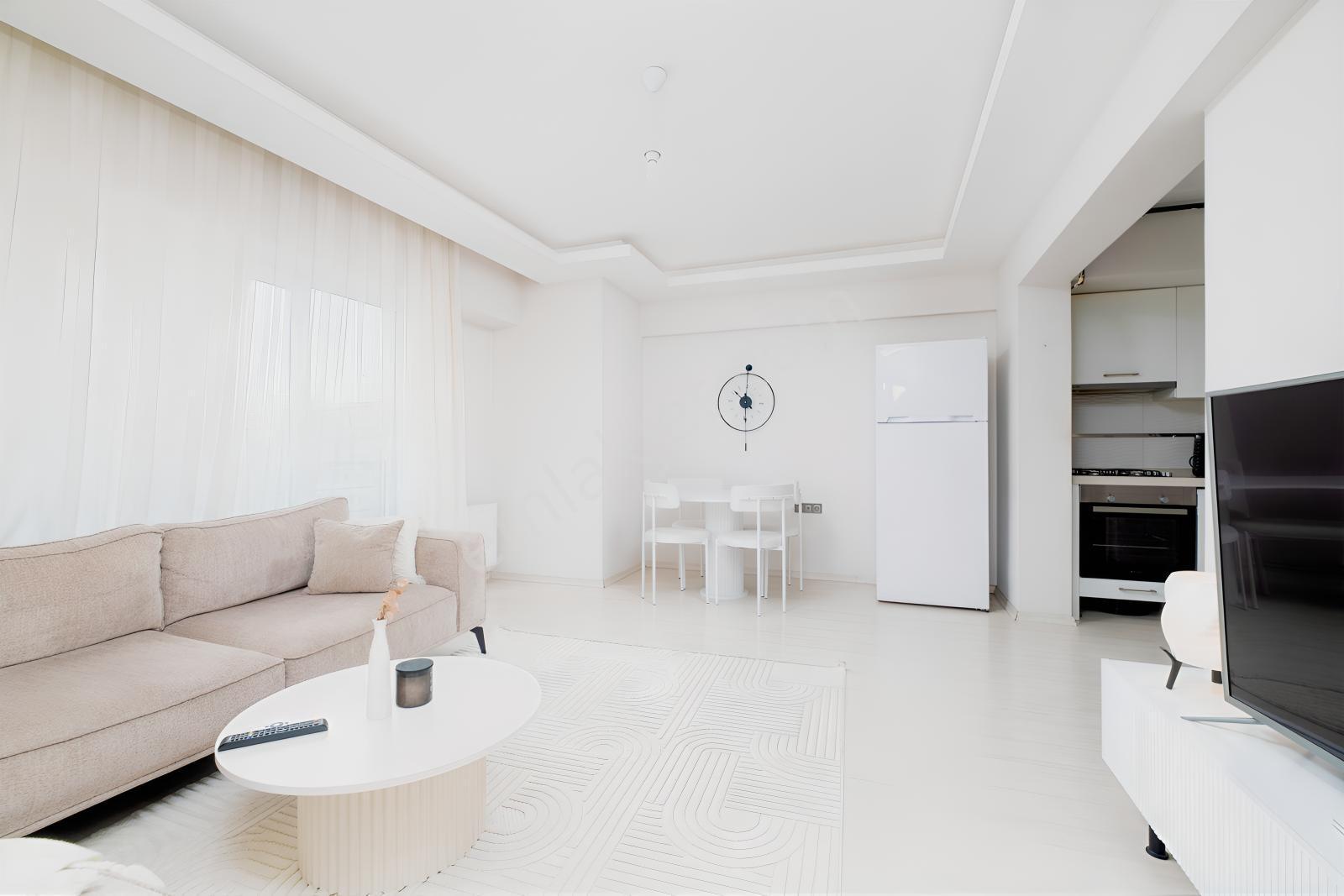 Remax Advantage 'den 23 Nisanda Satılık 1+1 Daire - Görsel 3