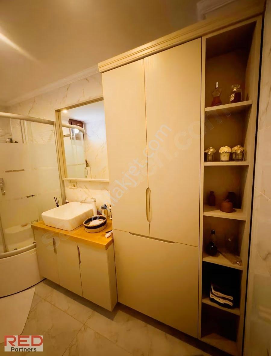 Göztepe'de Fırsat, Teraslı, Depolu, 3 Banyolu, 220 M² Dubleks - Görsel 15