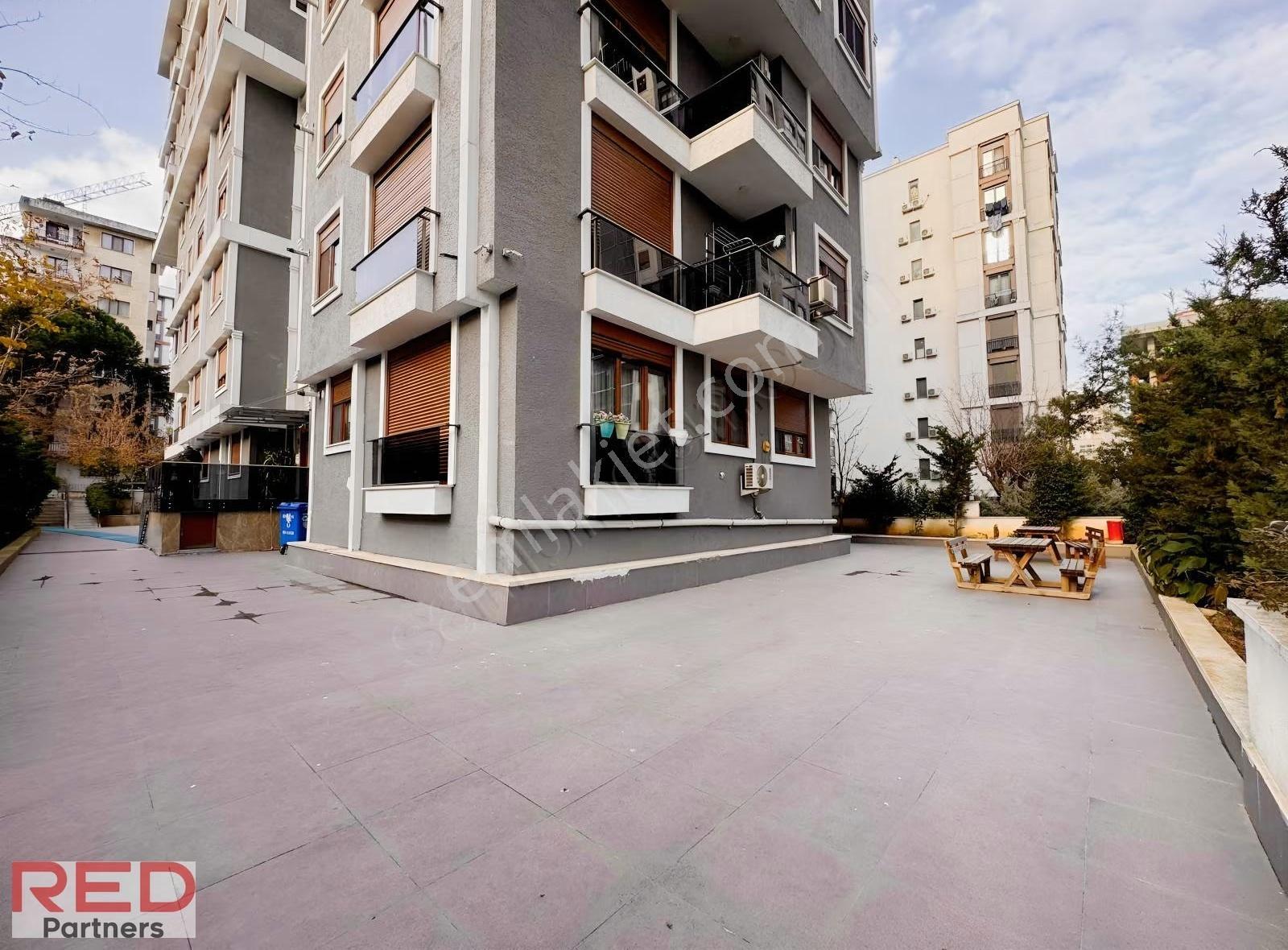 Göztepe'de Fırsat, Teraslı, Depolu, 3 Banyolu, 220 M² Dubleks - Görsel 24