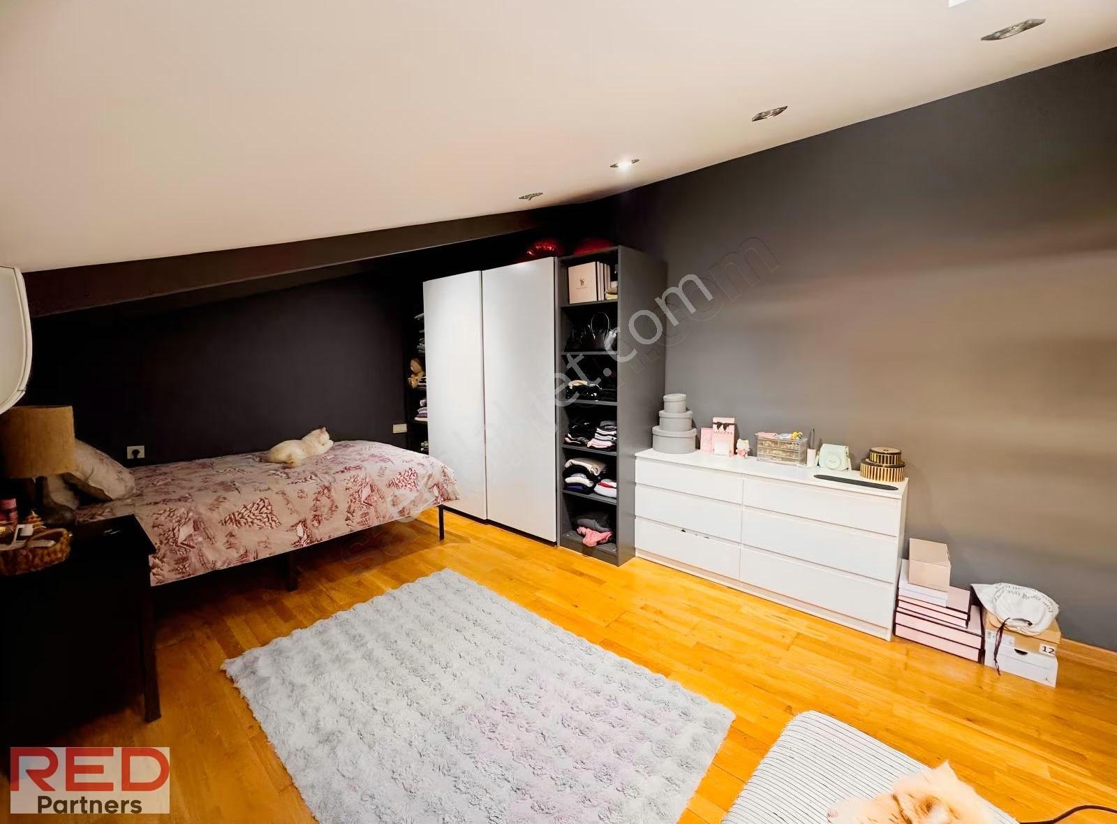 Göztepe'de Fırsat, Teraslı, Depolu, 3 Banyolu, 220 M² Dubleks - Görsel 23
