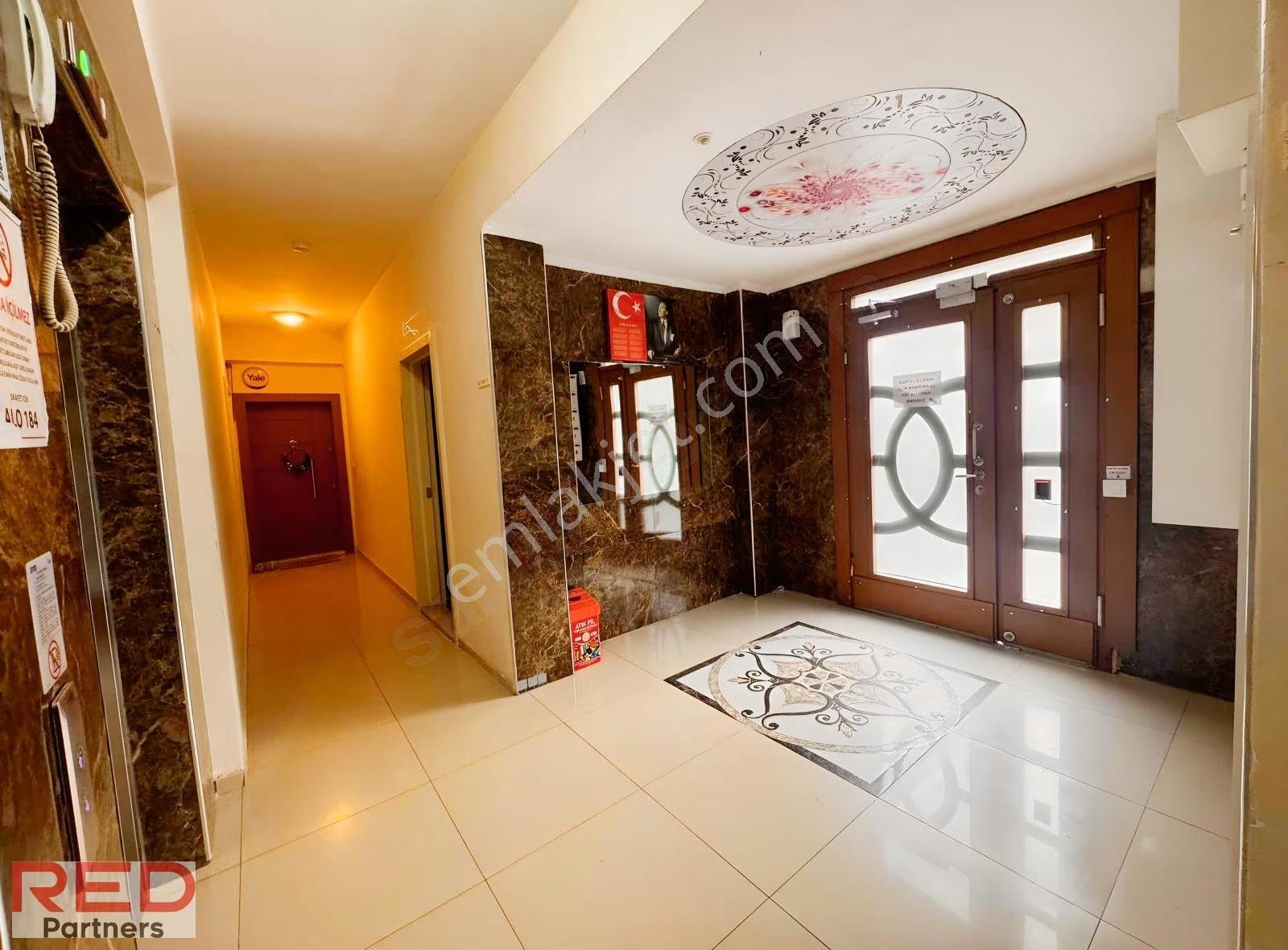 Göztepe'de Fırsat, Teraslı, Depolu, 3 Banyolu, 220 M² Dubleks - Görsel 25
