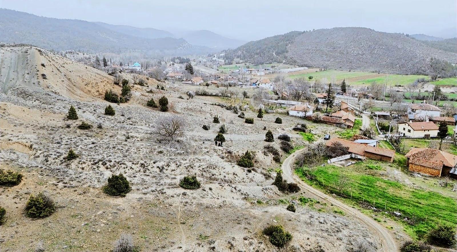 Göynük Kayabaşı Köyünde Tamamı İmarlı 3240 M2 Satılık Arazi - Görsel 10