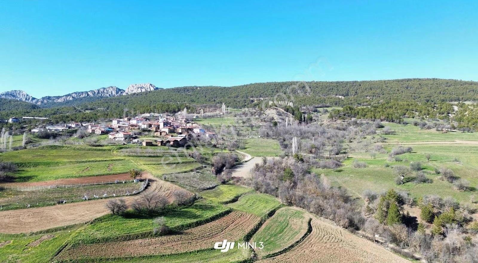 Göynük Dağşeyhleri Köyünde Köy Manzaralı 1538m2 Satılık Arazi - Görsel 26