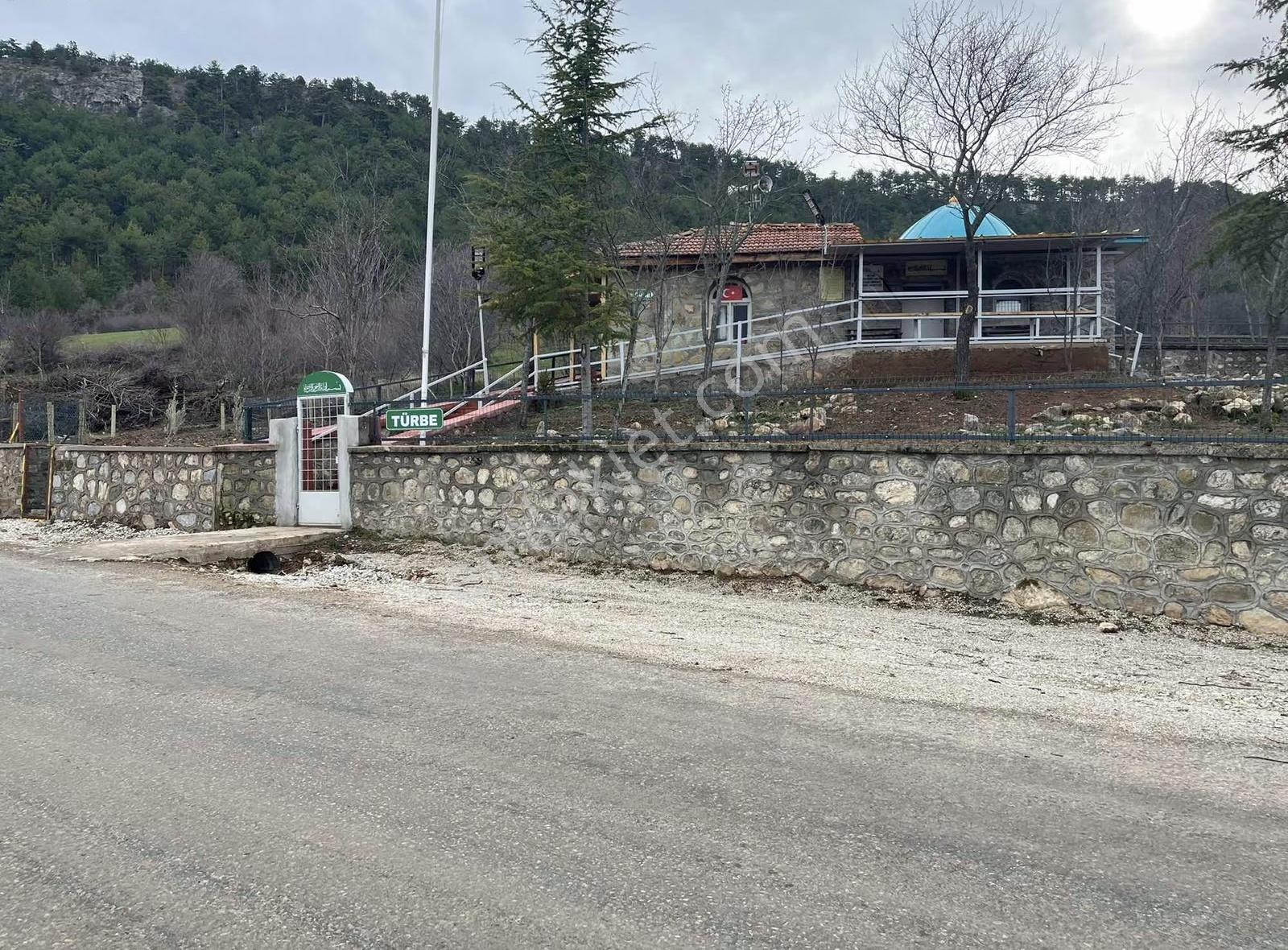 Göynük Dağşeyhleri Köyünde Köy Manzaralı 1538m2 Satılık Arazi - Görsel 13