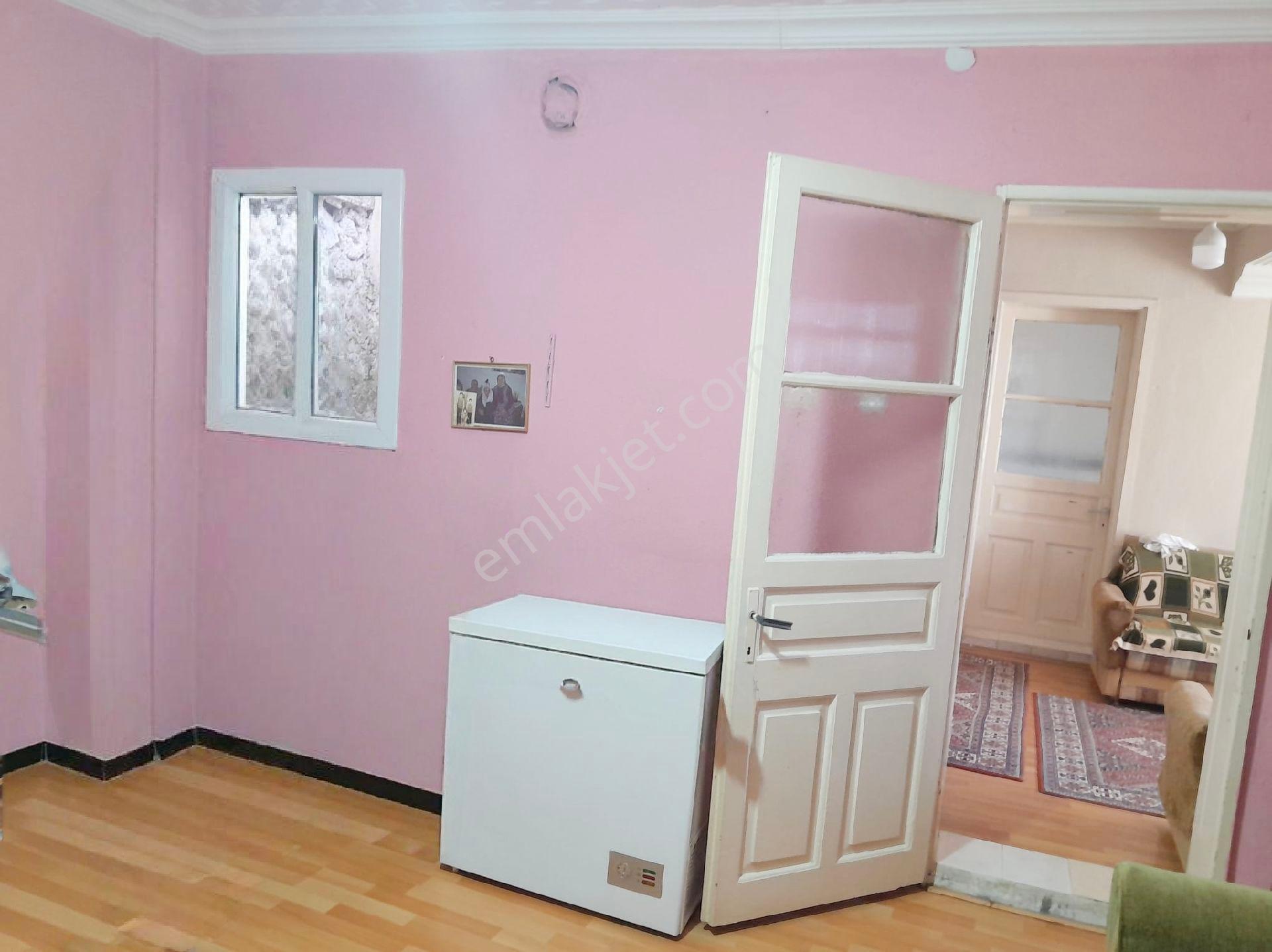 204 M2 10 Kat İmarlı Müstakil Ev - Görsel 6