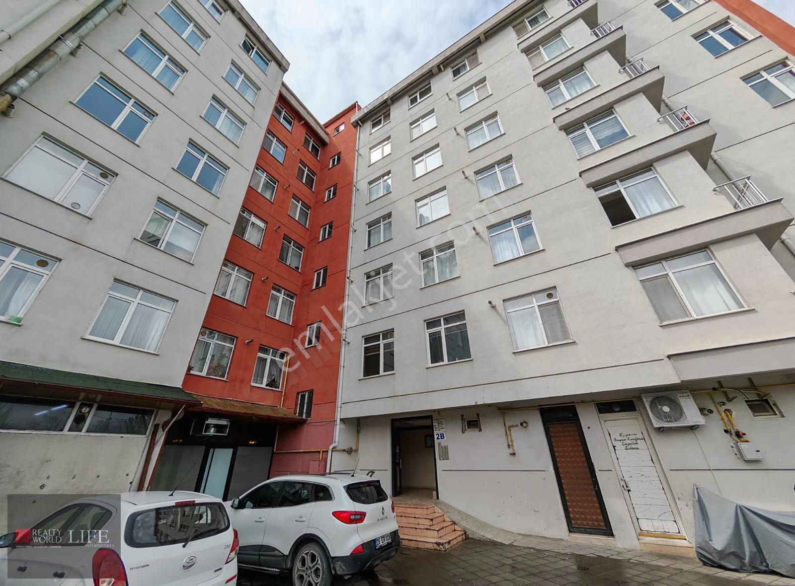 Rw Lıfe// Büyükdere Mah. Millet Cad. Asansörlü 1+1 Eşyalı Daire - Görsel 13