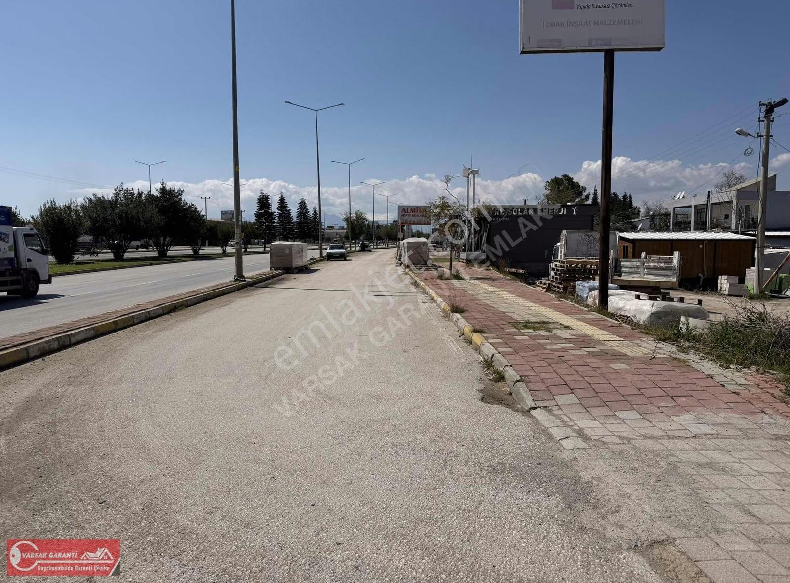 Altınova Orta Mh 3488 Mt 60 Lık Yola Cephe Satılık Arsa - Görsel 8