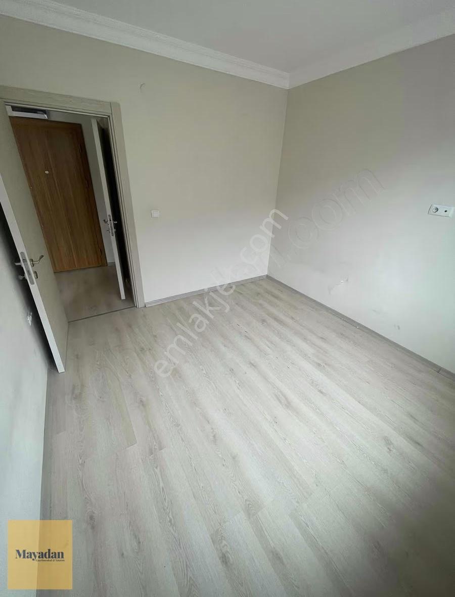 Turist Yolu Caddesinde 1+1 Kiralık Daire - Görsel 4
